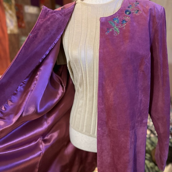 Denim&Co Pink Suede Overcoat with Embroidered Details - Picture 5 of 6